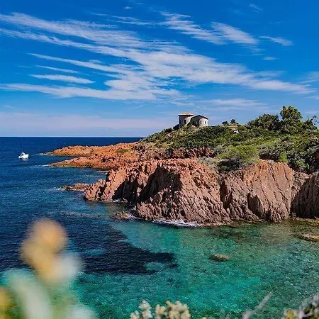 Boulouris, Grand 2 A 4 Personnes A 5min A Pied Des Plages * Saint-Raphael (Var)